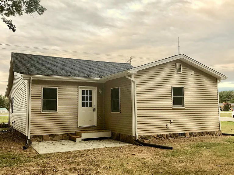 23977 Point Lookout Rd — Photo 7