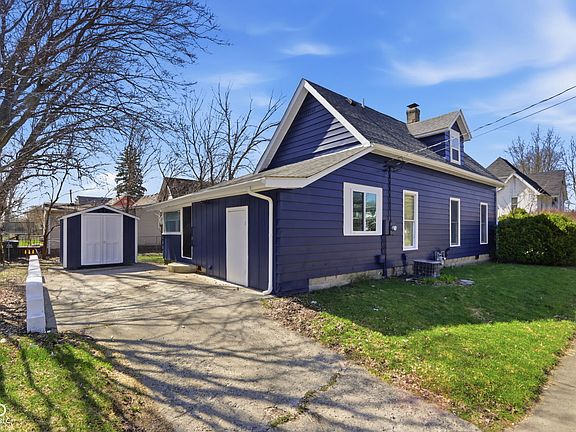 2nd image of 631 N Spring St