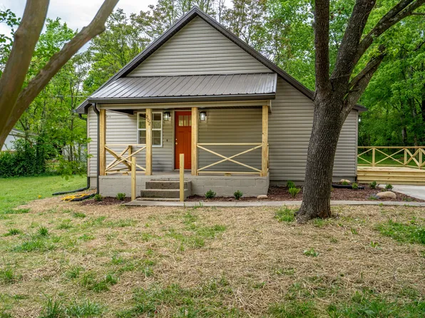 202 Layne Rd, Soddy Daisy, TN 37379