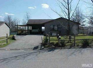 533 Colony Dr, Salem, IN
