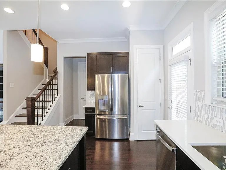 1920 Townsend Ct — Photo 21