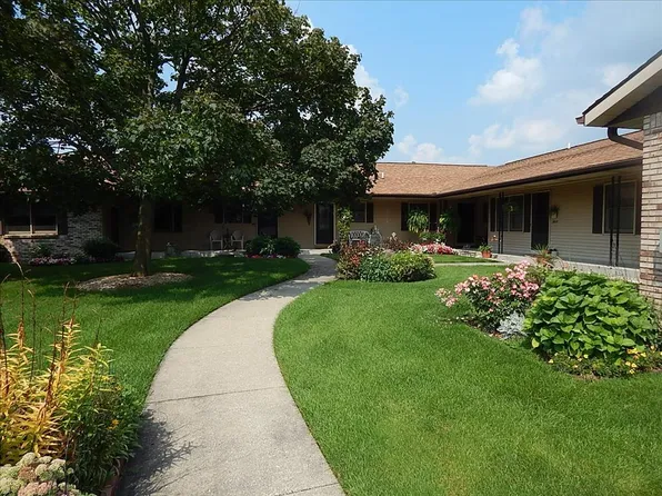 2881 S Wentward Ct, Hudsonville, MI 49426