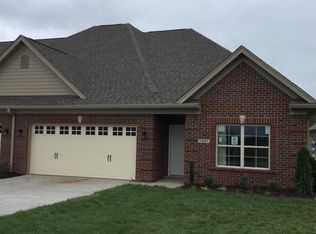 2004 Eagles Landing Dr, La Grange, KY