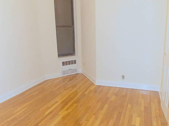 4th image of 534 E 85th St APT 2B