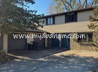 6916 Decatur Rd, Fort Wayne, IN 46816