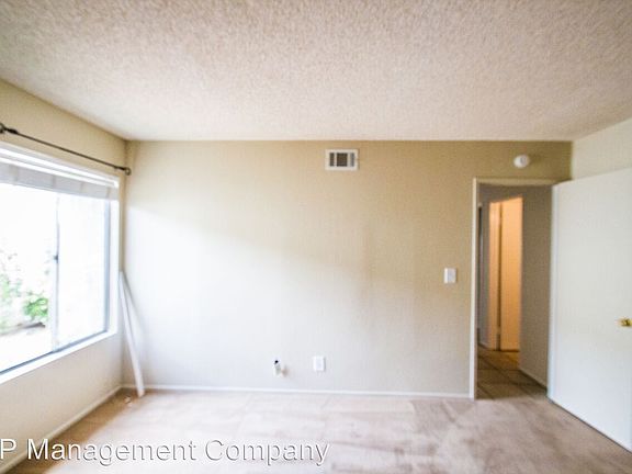 5th image of 4986 Teton Ln