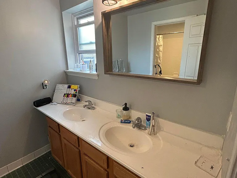 2178 E Cumberland St — Photo 19