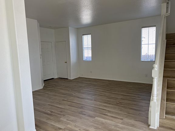 3rd image of 13169 Solar Bay Ln