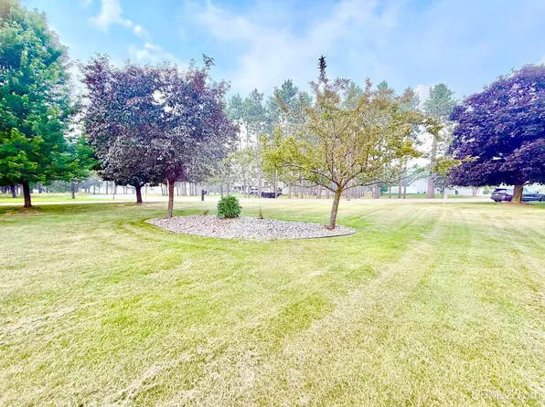 N Pyle Dr, Kingsford, MI 49802