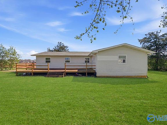 5th image of 372 Clutts Rd