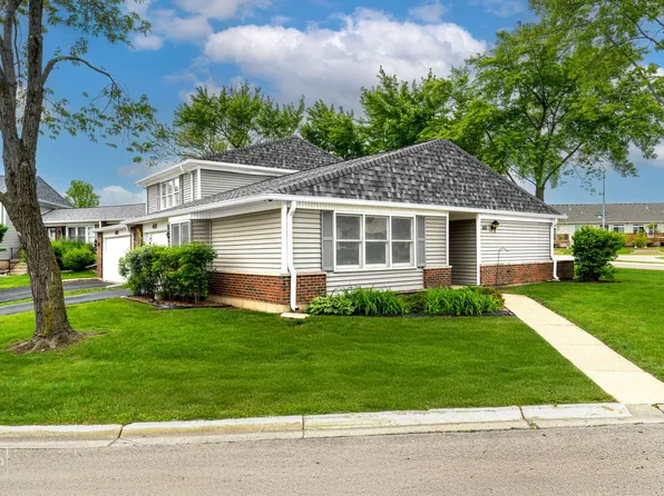 401 Monet Cir, Bolingbrook, IL 60440