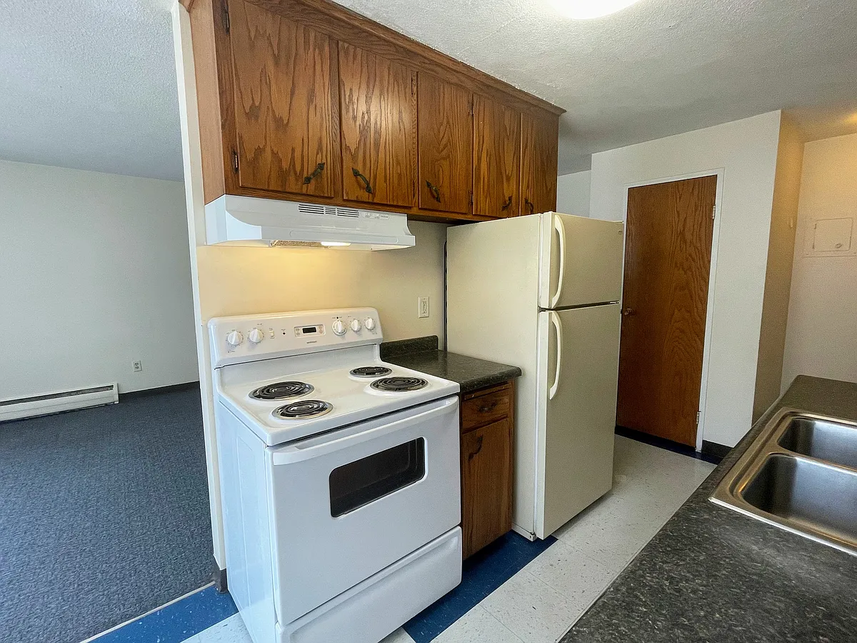 Building Photo - 840 18th Ave SE #2