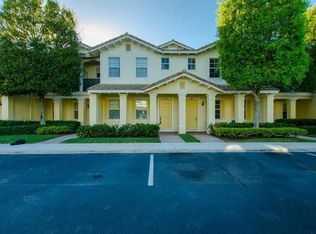 1077 NW 18th Ave, Boca Raton, FL 33486