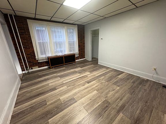 4th image of 1020 W North St #1
