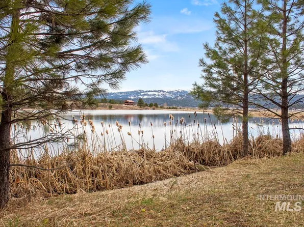 L1-B3 Opal Dr, Cascade, ID 83611