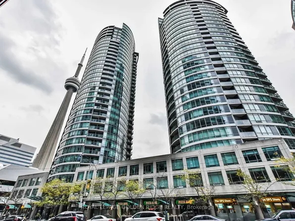 361 Front St W Unit 209, Toronto, ON M5V 3R5