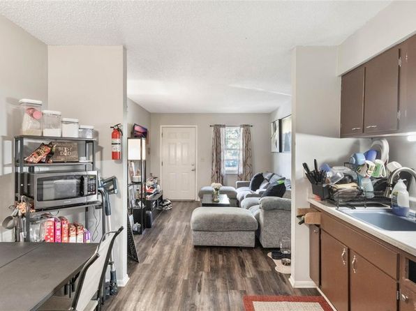 tampa-florida-2067997220 picture