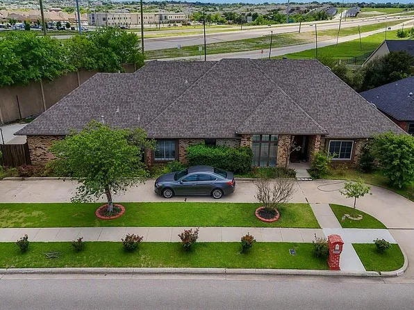 3808 Innisbrook Dr S, Irving, TX 75038