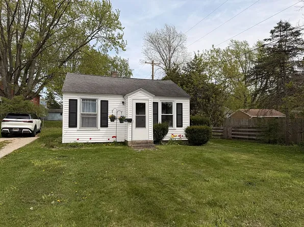 310 S Stewart Ave, Fremont, MI 49412