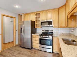 5508 France Ave S, Edina, MN 55410
