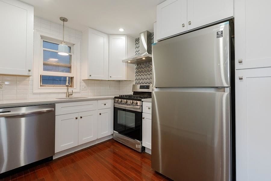 1st image of 505 Palisade Ave #2
