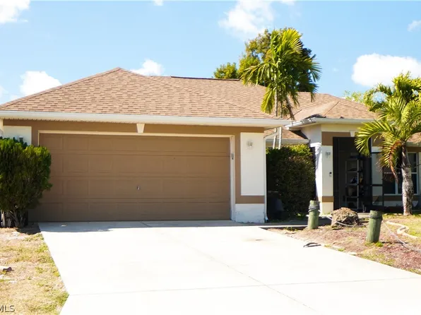 2620 NE 21st Ct, Cape Coral, FL 33909
