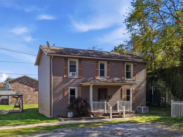 106 1st St, Freeport, PA 16229