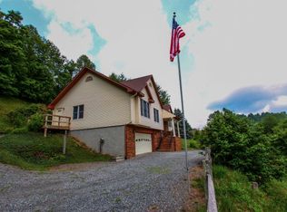 170 Stirrup Ln, Boone, NC 28607