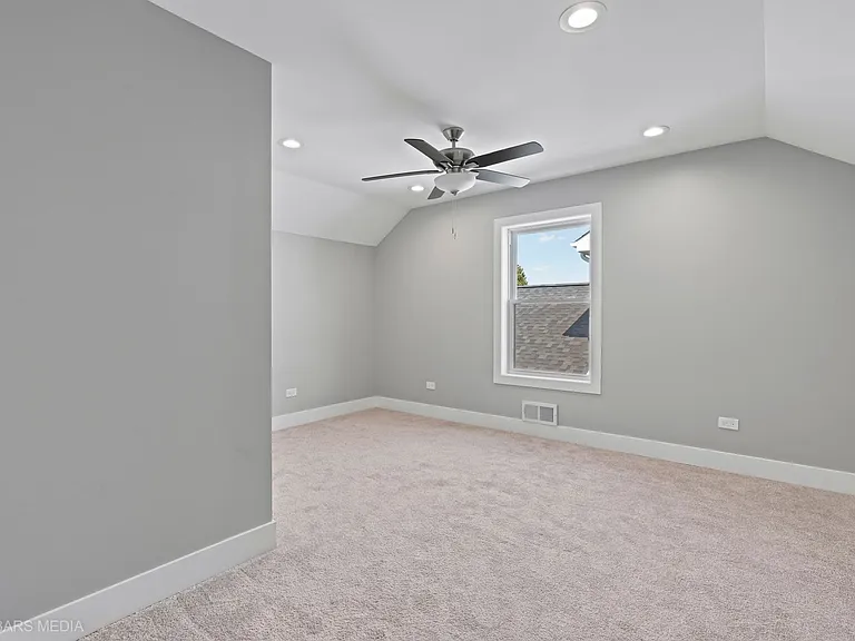 4019 Faith Ln — Photo 33