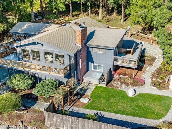 425 Yakima Place, La Conner, WA 98257