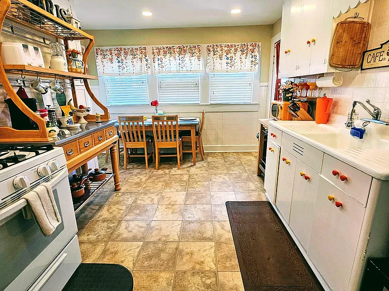 1026 Euclid St #1 — Photo 13