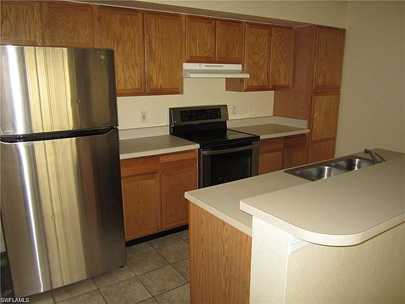 2nd image of 7960 Preserve CIR #618