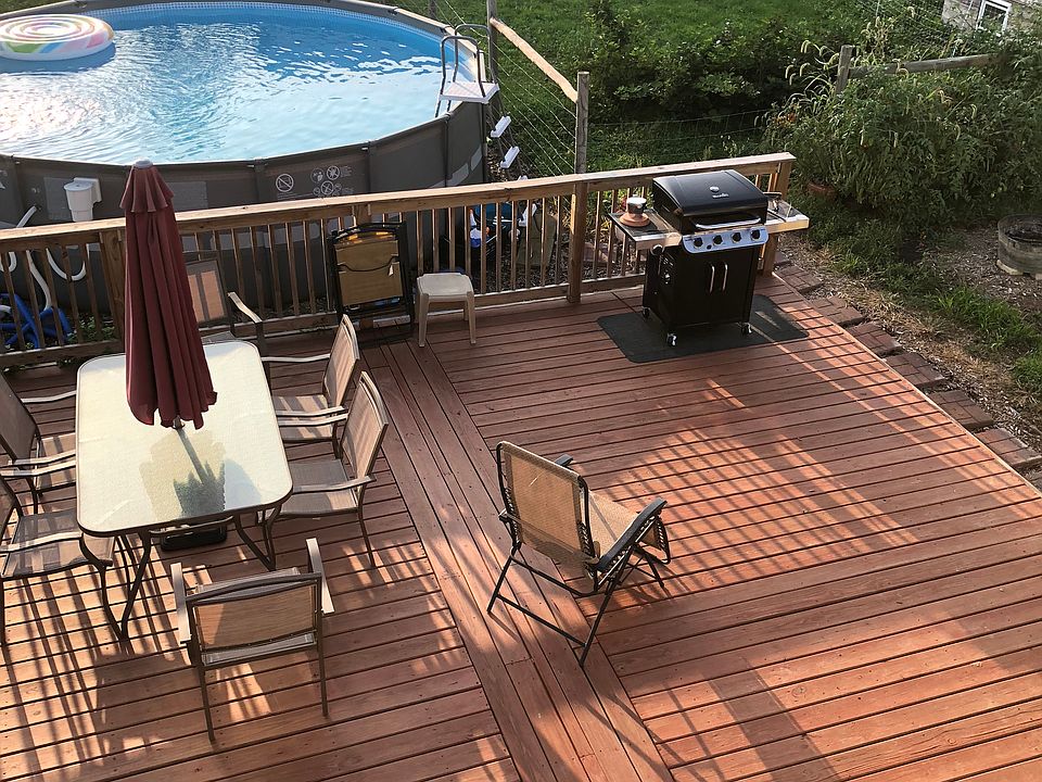 Deck & Pool