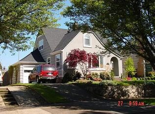 4273 NE Hazelfern Pl, Portland, OR