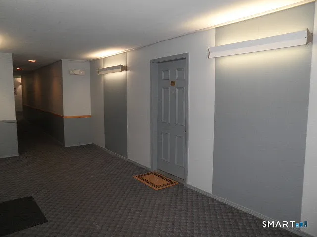 73 Park Ave — Photo 4