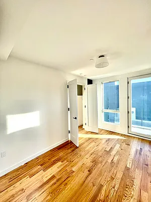 Rented by Pear NYC LLC | media 53