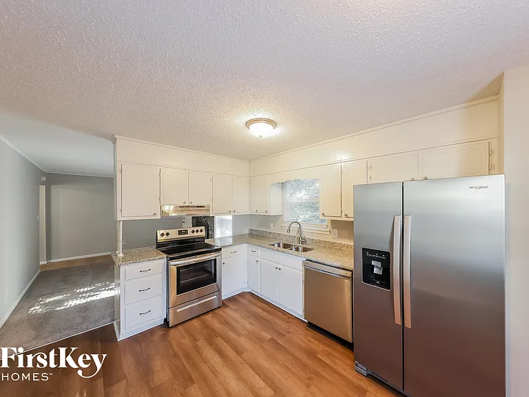 8263 Country Cir — Photo 8
