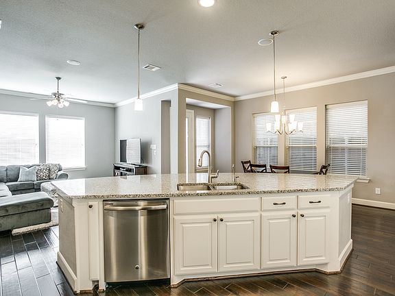 5th image of 8623 Fanellan Wood Pl