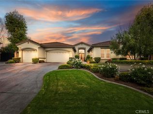 1959 Sycamore Hill Dr, Riverside, CA 92506