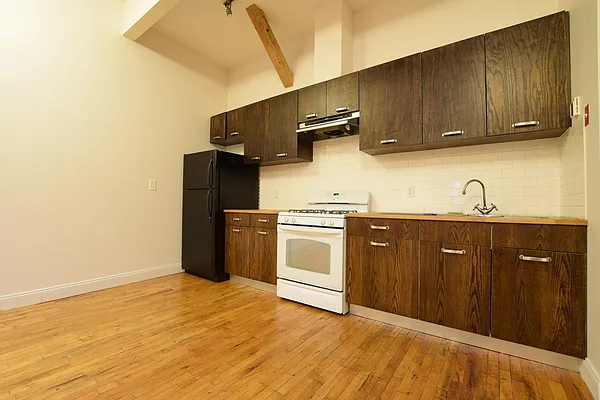 Rented by WaterStone Group, LLC | media 2