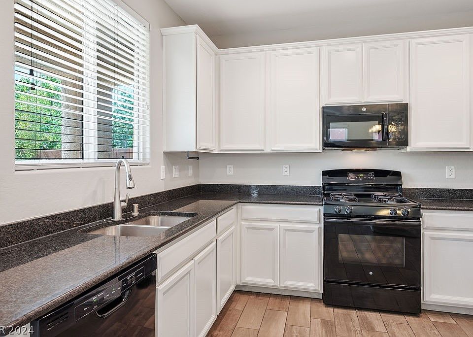 8036 Satin Carnation Ln, Las Vegas, NV 89166 | Zillow