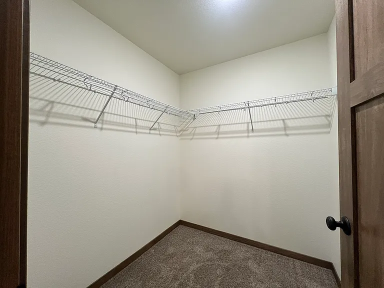 4847 Woodland Park Dr — Photo 6