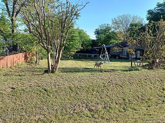 4th image of 1427 Ranger Hwy