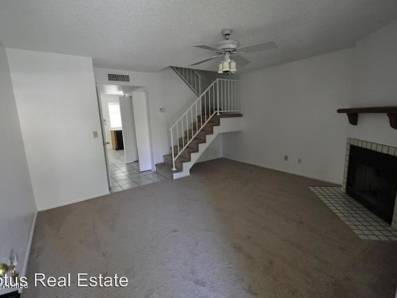 4th image of 921 W University Dr Unit 1211