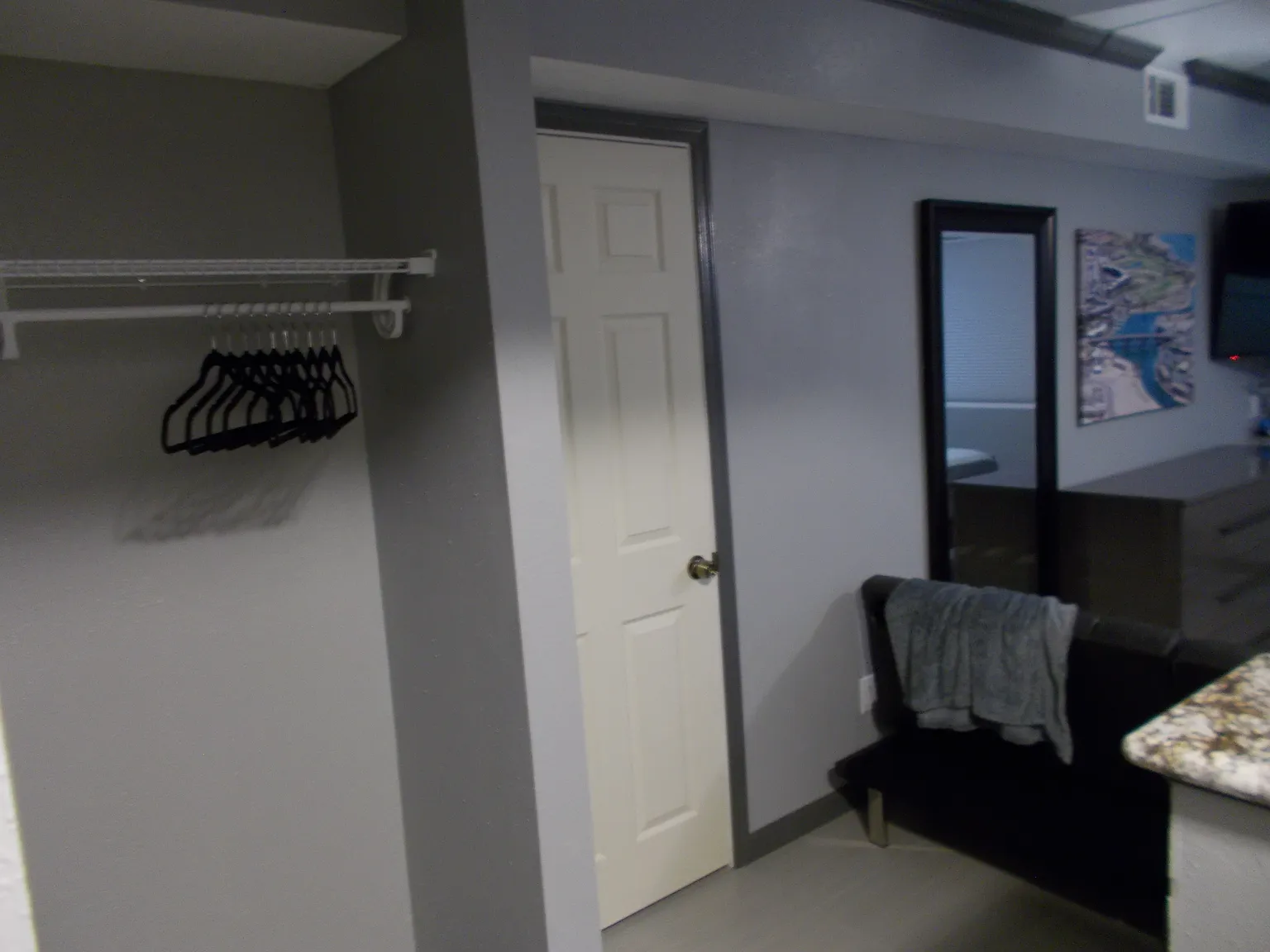 Studio, 400 sqft, $1,000 — Photo 4