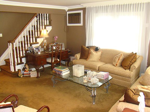 4th image of 55 Oak Dr