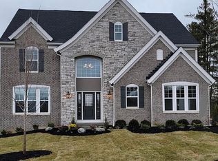 9907 Kensington Ln, Mason, OH 45040