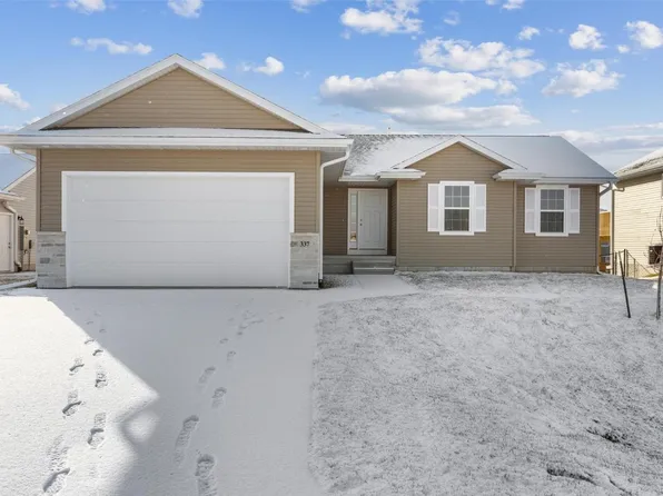 337 Sumac Dr, Palo, IA 52324