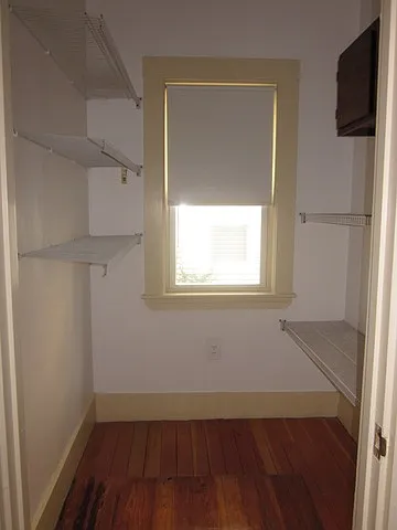 3 bed, 9999 sqft, $3,800 — Photo 4