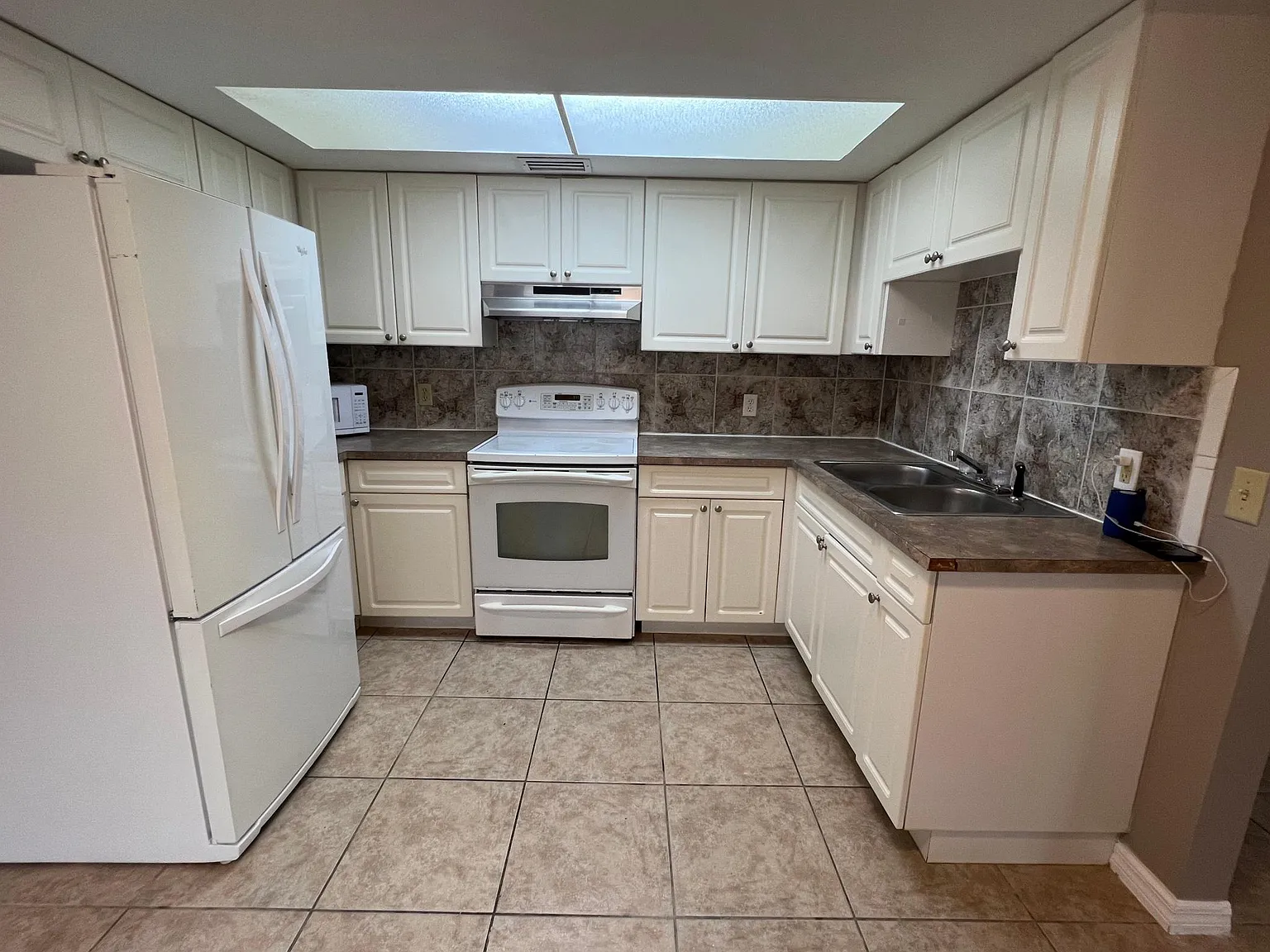 26411 Cape Verde Ln — Photo 1